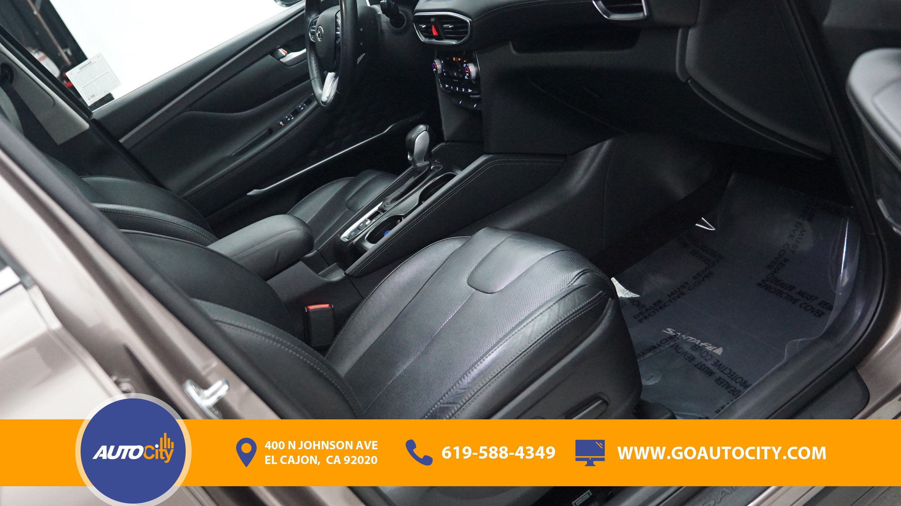 Used 2020 Hyundai Santa Fe SEL w/ Convenience + Premium Package FWD image 8