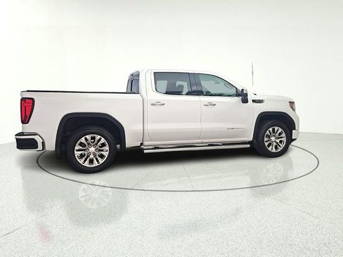Used 2019 GMC Sierra 1500 Denali w/ Technology Package AWD/4WD image 4