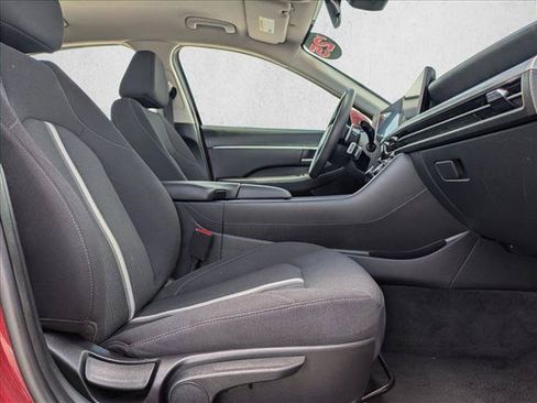 Used 2025 Hyundai Sonata SEL FWD image 20