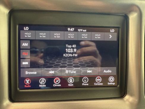 Used 2019 Dodge Challenger SXT w/ Driver Convenience Group RWD image 28