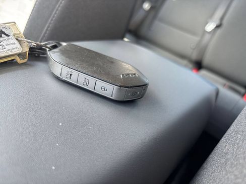 Used 2025 Kia K4 FWD image 17