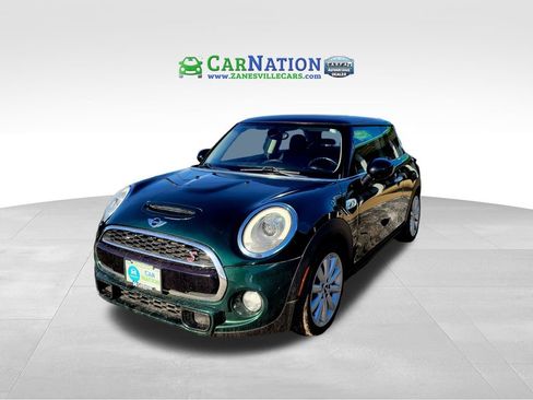 Used 2017 MINI Cooper S image 1