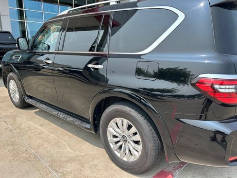 Used 2024 Nissan Armada SV AWD/4WD image 12