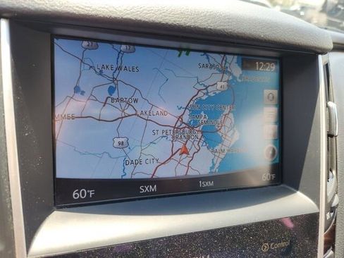 Used 2018 INFINITI Q50 Luxe w/ Essential Package (3.0T Luxe) AWD/4WD image 18