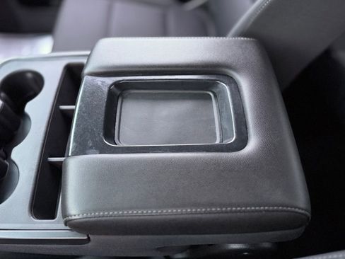 Used 2018 Chevrolet Silverado 1500 LT w/ All Star Edition image 19