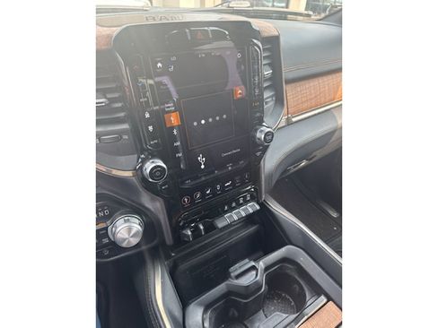 Used 2021 RAM 1500 Limited AWD/4WD image 6