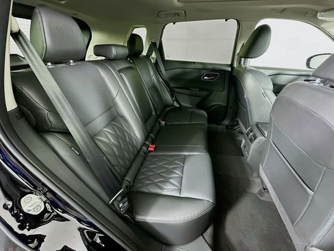 New 2026 Nissan Rogue Platinum w/ Platinum Premium Package image 36