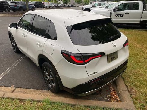 Used 2024 Honda HR-V EX-L image 30