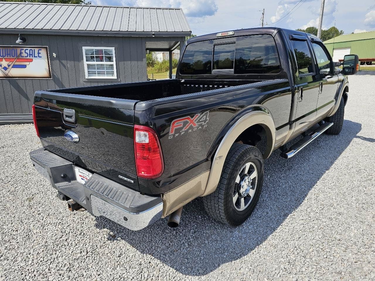 Used 2013 Ford F250 Lariat w/ Lariat Interior Pkg AWD/4WD image 12
