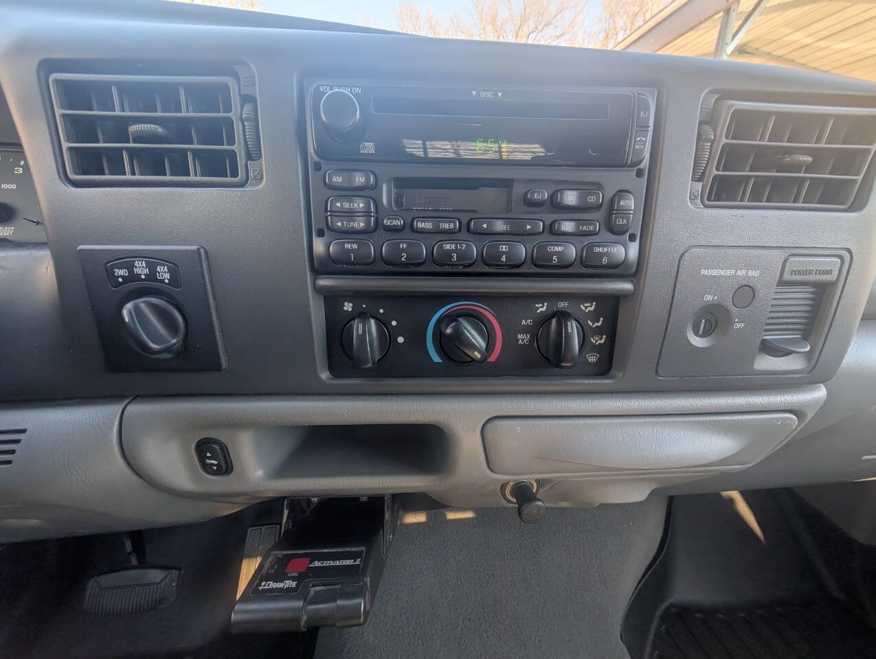 Used 2003 Ford F250 XLT AWD/4WD image 14