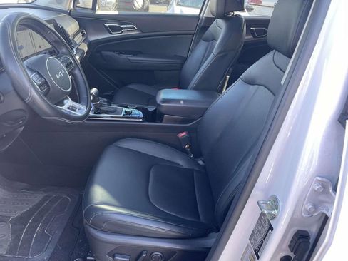 Used 2023 Kia Sportage SX image 28