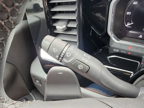 New 2026 GMC Sierra 1500 SLT w/ SLT Premium Plus Package image 24