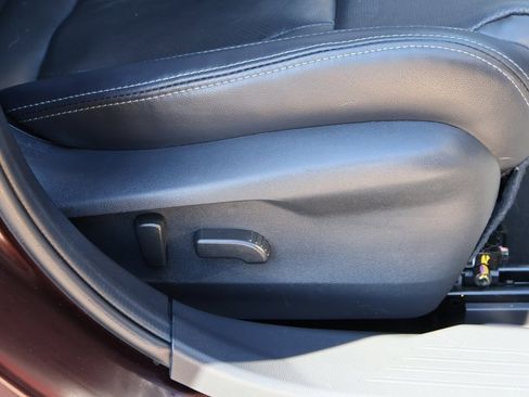 Used 2023 Subaru Outback Touring XT image 11