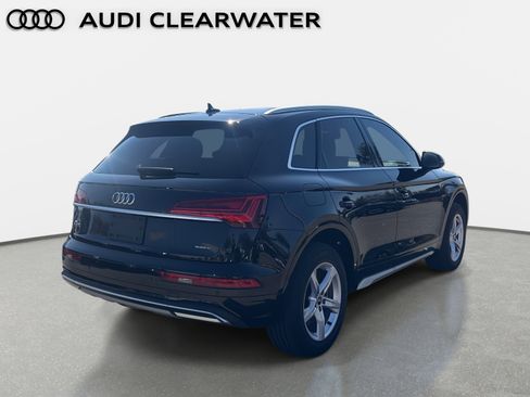 Used 2023 Audi Q5 2.0T Premium w/ Convenience Package image 4