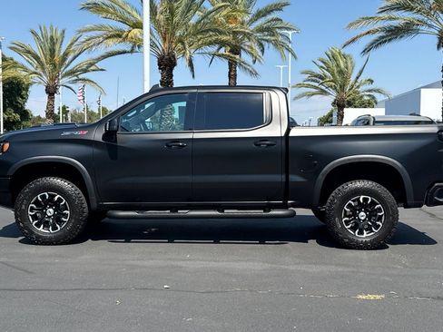 Used 2025 Chevrolet Silverado 1500 ZR2 w/ Technology Package AWD/4WD image 6