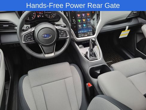 Used 2025 Subaru Outback Premium AWD/4WD image 7