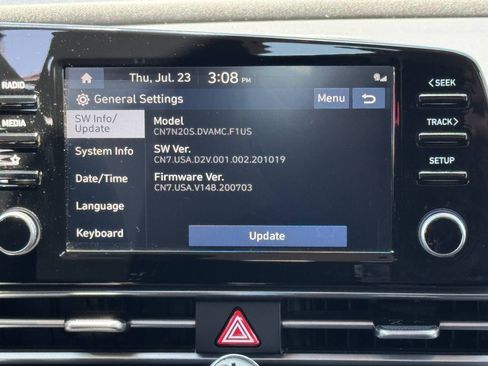 Used 2021 Hyundai Elantra SEL w/ Convenience Package FWD image 19