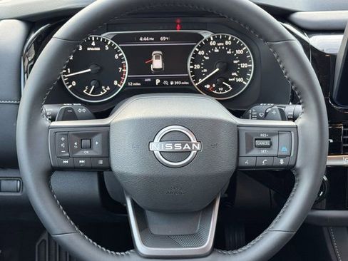 New 2026 Nissan Pathfinder SV image 17