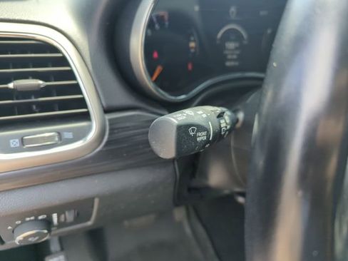 Used 2021 Jeep Grand Cherokee Laredo AWD/4WD image 20