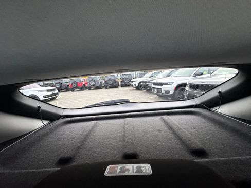 Used 2024 Hyundai Kona SEL w/ Convenience Package image 37