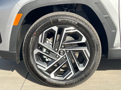 New 2025 Hyundai Tucson Limited image 26