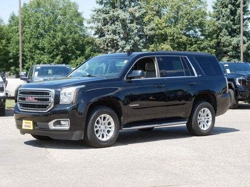 Used 2020 GMC Yukon SLT w/ Open Road Package AWD/4WD image 3