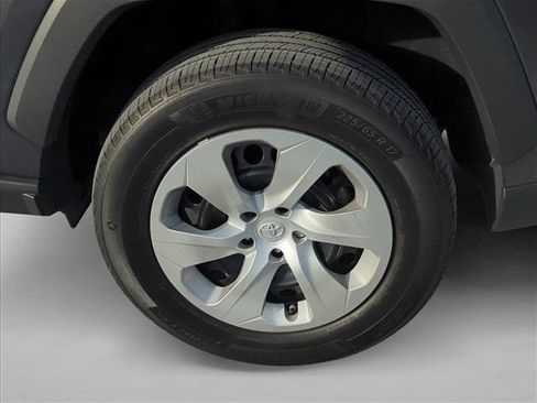 Certified 2025 Toyota RAV4 LE FWD image 9