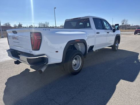 Used 2024 GMC Sierra 3500 Pro image 5