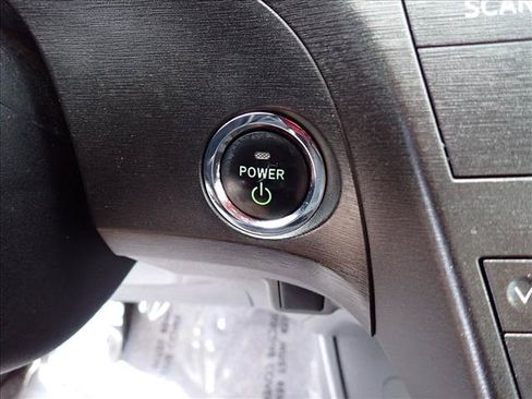 Used 2011 Toyota Prius Two FWD image 17