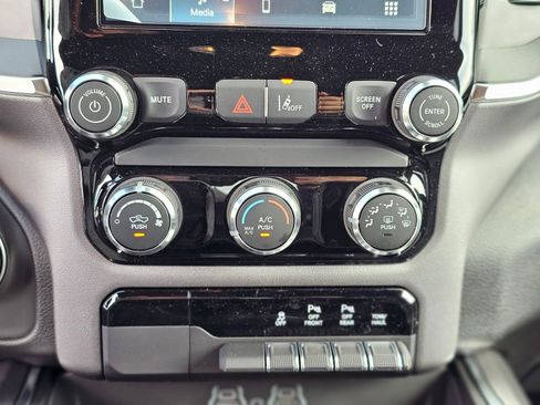 New 2026 RAM 1500 Express AWD/4WD image 12