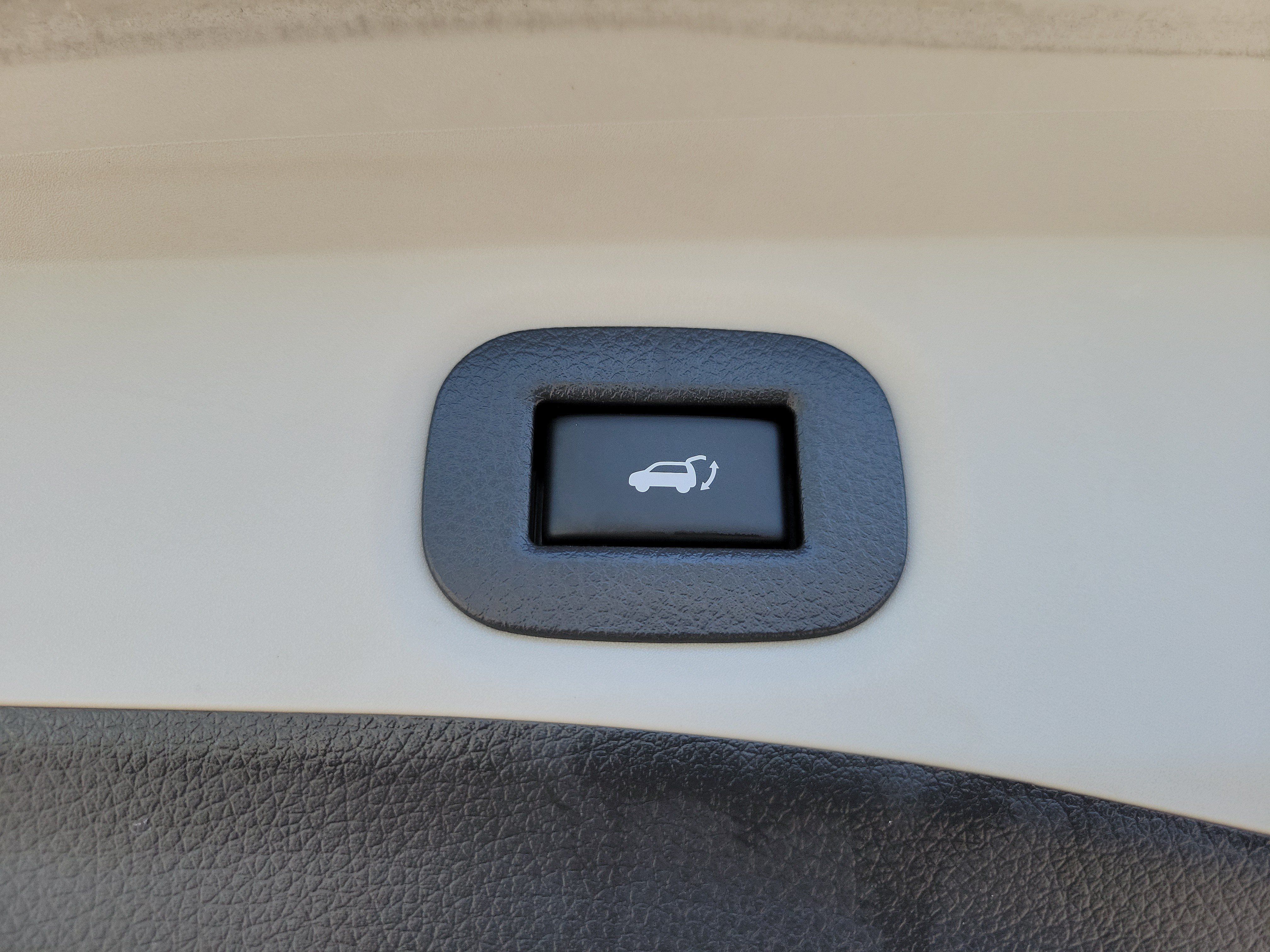 Used 2019 Nissan Rogue SV AWD/4WD image 14