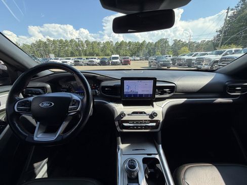 Used 2022 Ford Explorer Timberline w/ Timberline Technology Package AWD/4WD image 7