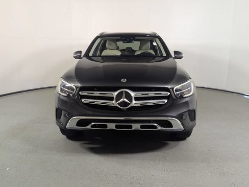 Used 2021 Mercedes-Benz GLC 300 4MATIC image 2