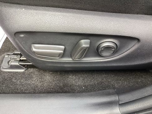 Used 2025 Toyota RAV4 XLE image 15