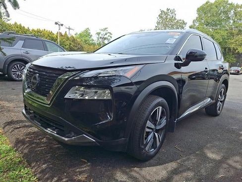 Used 2023 Nissan Rogue SL w/ SL Premium Package image 35