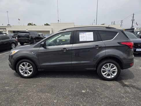 Used 2019 Ford Escape SEL FWD image 5