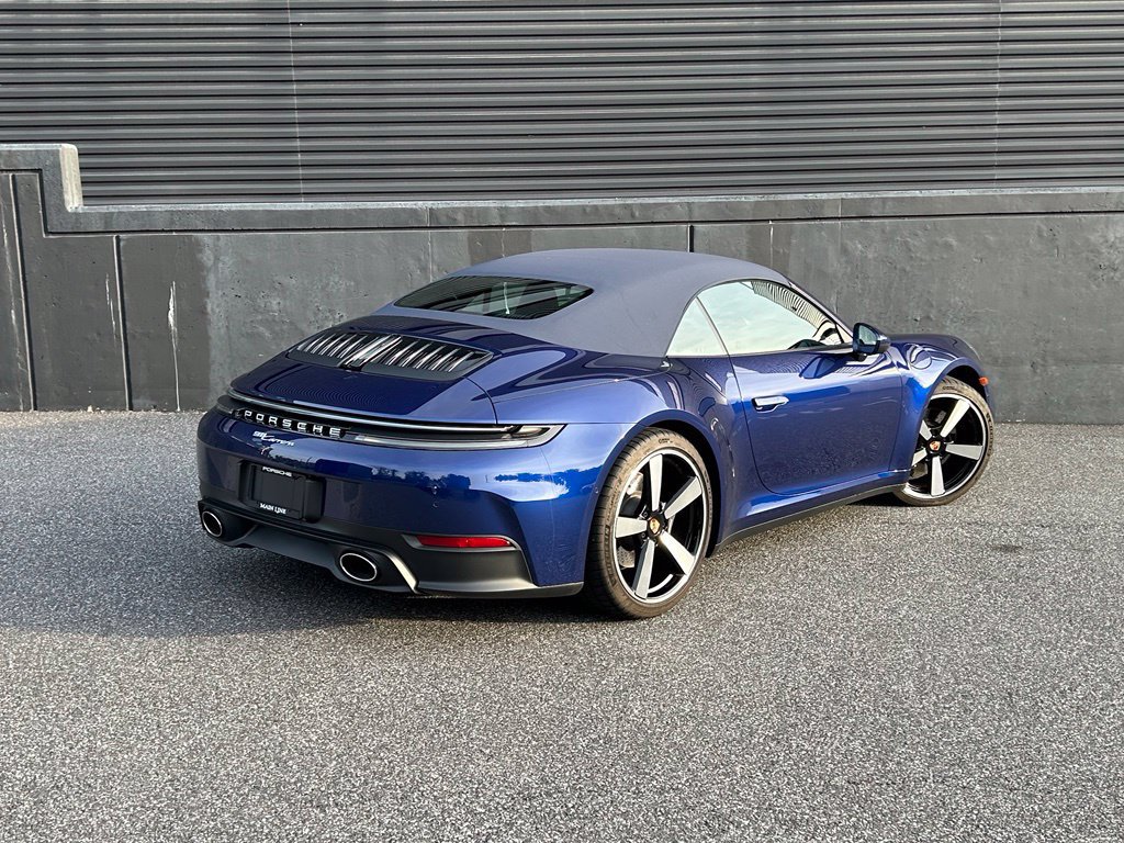 Certified 2026 Porsche 911 Carrera RWD image 9