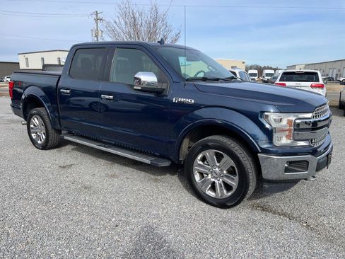 Used 2018 Ford F150 Lariat w/ Equipment Group 502A Luxury image 4