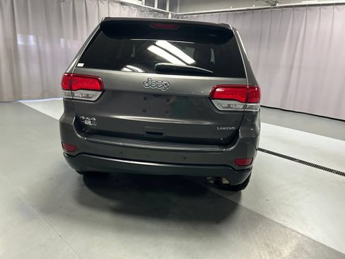 Used 2021 Jeep Grand Cherokee Laredo AWD/4WD image 6
