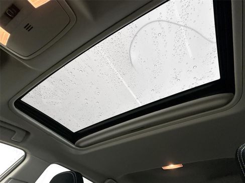 Used 2016 Toyota RAV4 XLE image 22