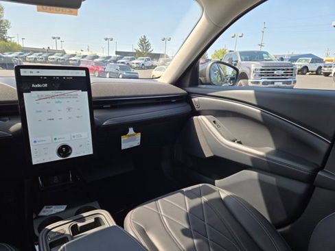 New 2025 Ford Mustang Mach-E Select w/ Comfort Package Lite image 28