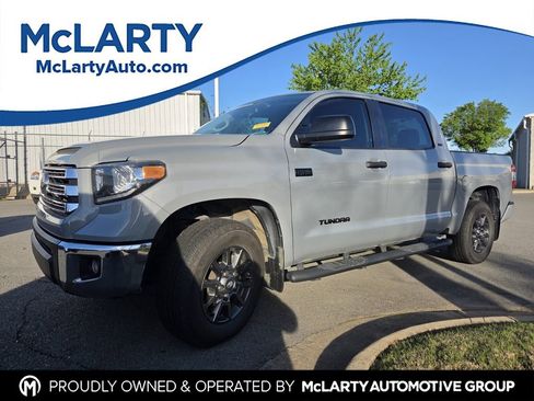 Used 2021 Toyota Tundra SR5 w/ Trail Edition image 1