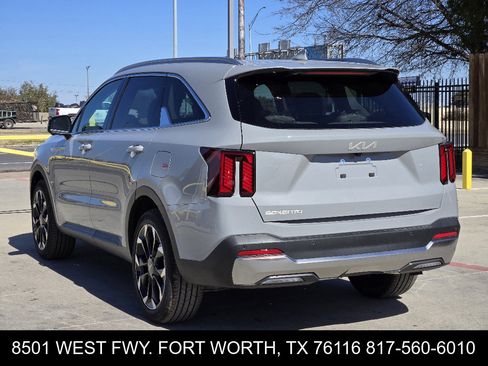 New 2026 Kia Sorento EX image 3