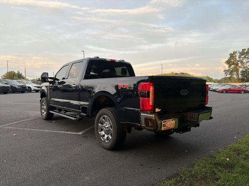 Used 2025 Ford F250 Lariat w/ Chrome Package AWD/4WD image 7
