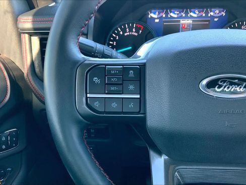 Used 2023 Ford Expedition Limited AWD/4WD image 23