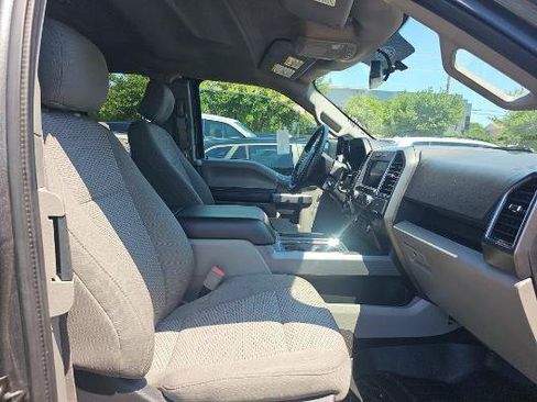 Used 2018 Ford F150 XLT w/ Equipment Group 302A Luxury AWD/4WD image 10