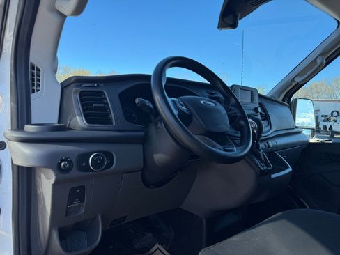 Used 2022 Ford Transit 250 Medium Roof RWD image 14