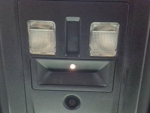 Used 2021 RAM 1500 Classic Warlock image 22