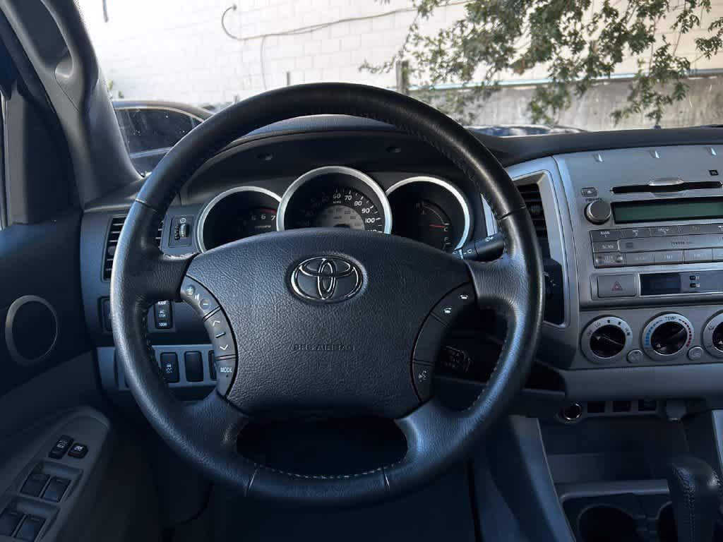 Used 2011 Toyota Tacoma 4x4 Double Cab w/ TRD Sport Pkg w/JBL Audio image 14