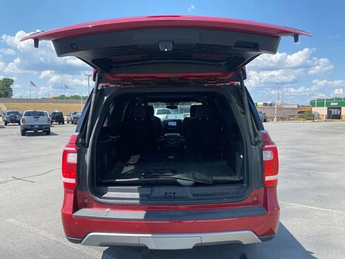 Used 2021 Ford Expedition Max XLT AWD/4WD image 9